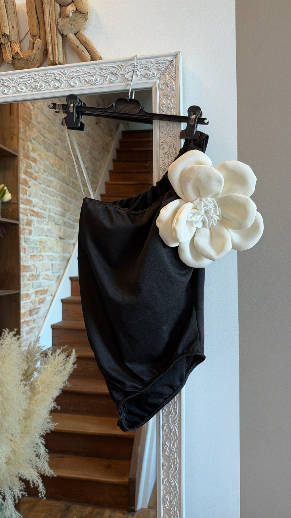 Body CAMÉLIA, photo 1